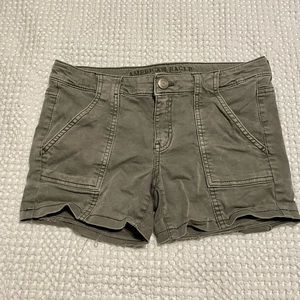 American Eagle size 4 shorts